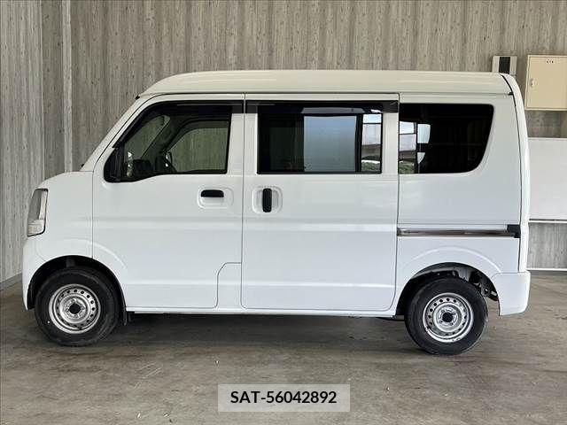 Suzuki EVERY 2017-05 268865-11