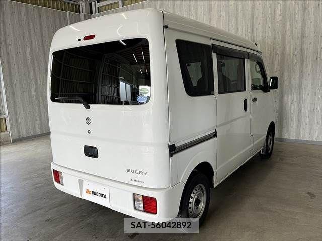 Suzuki EVERY 2017-05 268865-14