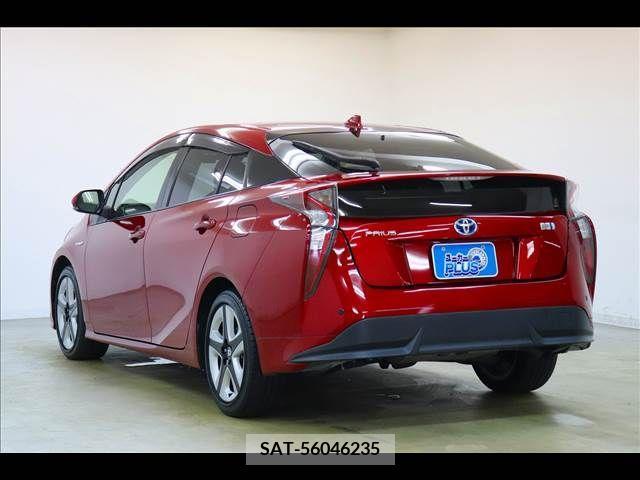 Toyota PRIUS 2018-02 349954-19