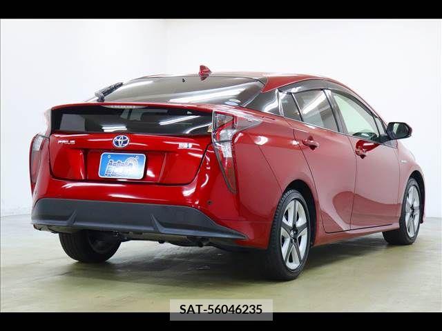 Toyota PRIUS 2018-02 349954-18