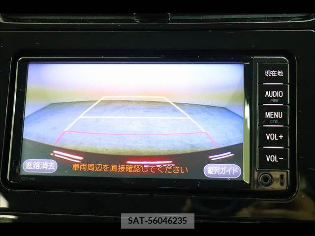 Toyota PRIUS 2018-02 349954-3