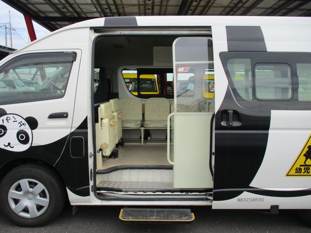Toyota HIACE VAN 2015-03 2020-6