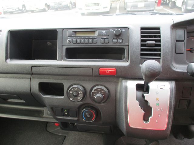 Toyota HIACE VAN 2015-03 2020-10