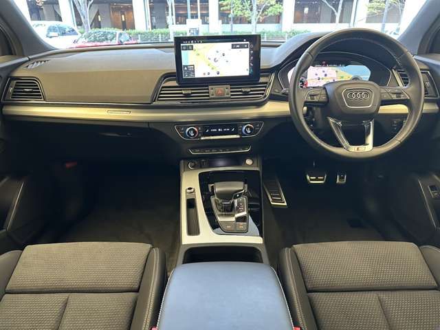 Audi Q5 2021-03 9713-7
