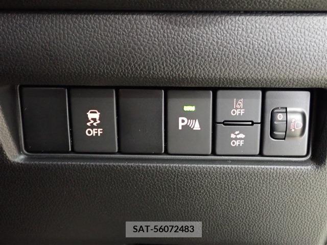 Suzuki SWIFT 2022-01 320974-18