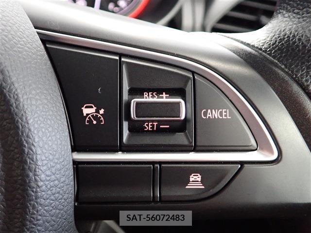 Suzuki SWIFT 2022-01 320974-16