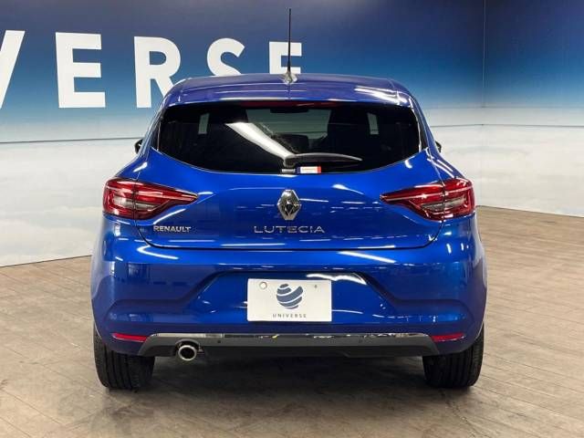 Renault LUTECIA 2021-03 27237-16