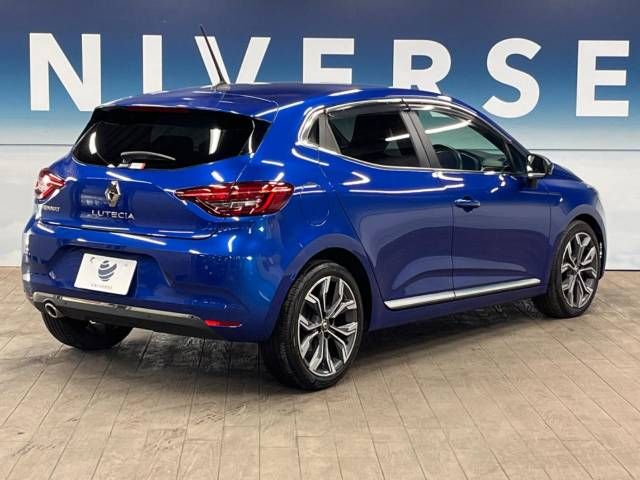 Renault LUTECIA 2021-03 27237-18