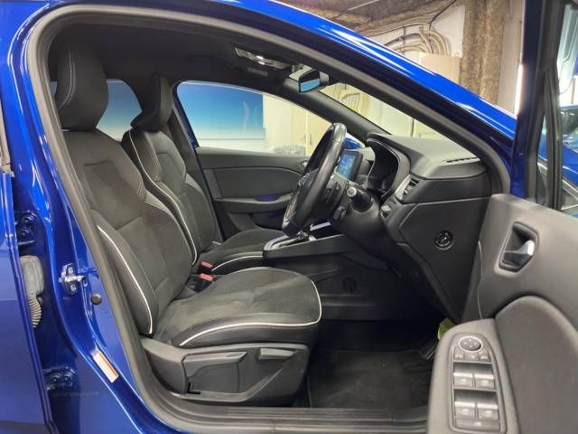 Renault LUTECIA 2021-03 27237-8