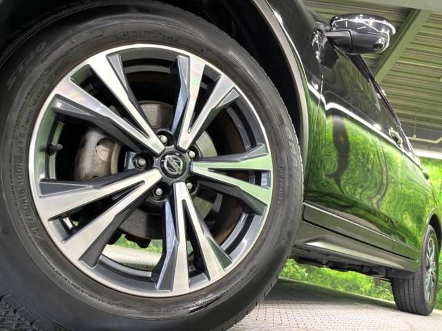 Nissan X-TRAIL 2018-09 196821-13