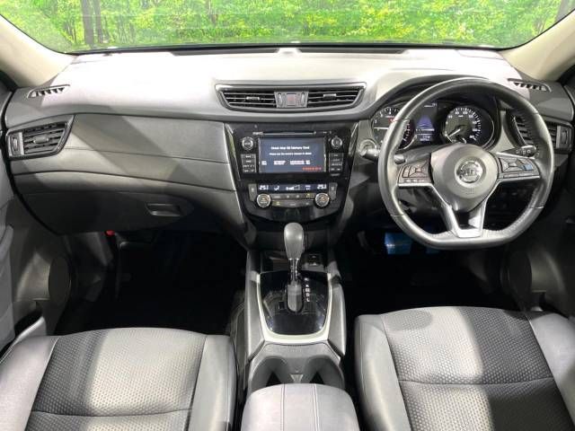 Nissan X-TRAIL 2018-09 196821-1