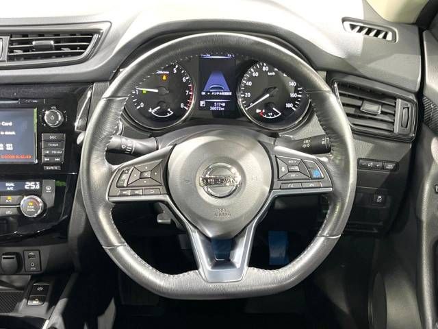 Nissan X-TRAIL 2018-09 196821-11