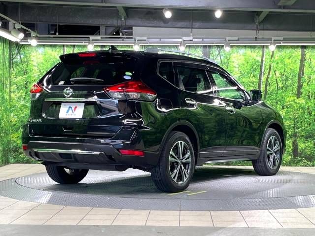 Nissan X-TRAIL 2018-09 196821-17