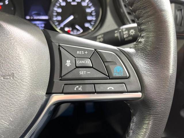Nissan X-TRAIL 2018-09 196821-3