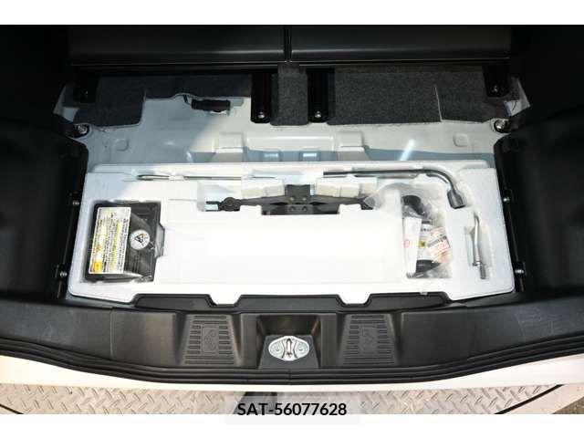 Suzuki SPACIA 2018-04 206426-13