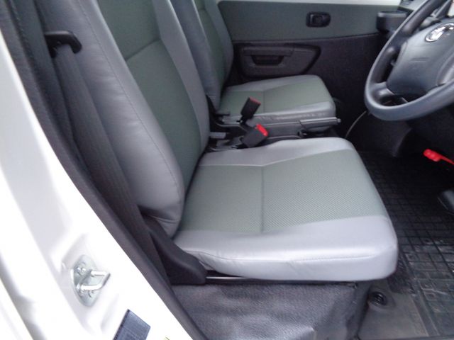 Toyota TOWNACE VAN 2023-01 184110-24