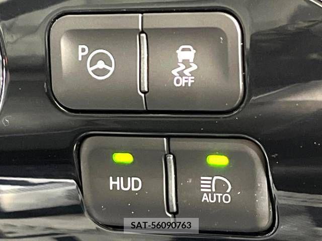 Toyota PRIUS 2018-01 217013-7
