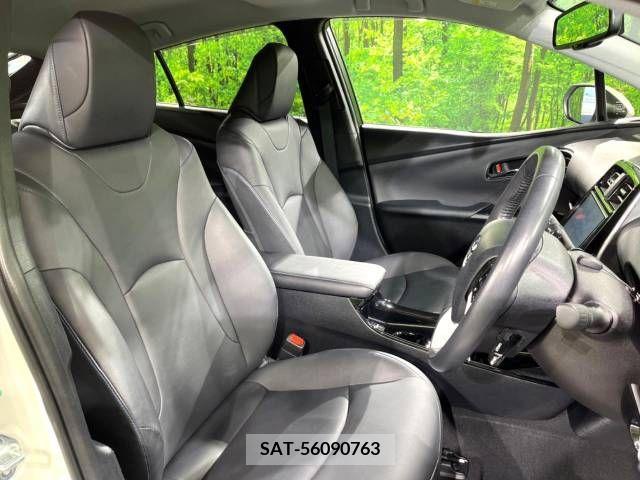 Toyota PRIUS 2018-01 217013-8