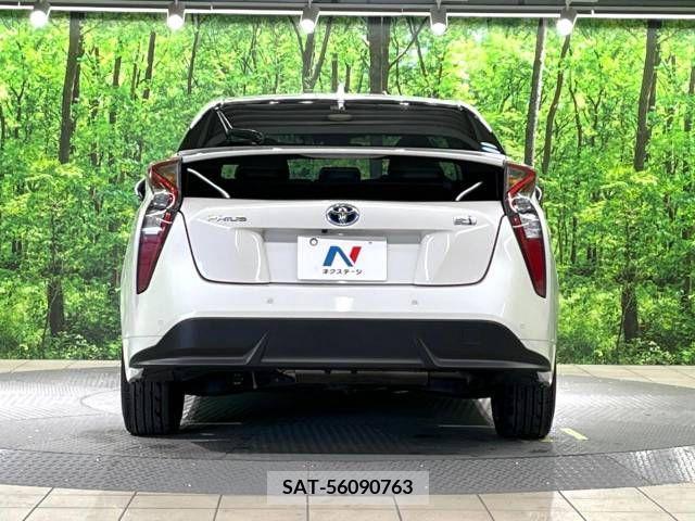 Toyota PRIUS 2018-01 217013-15
