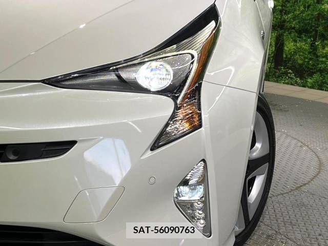 Toyota PRIUS 2018-01 217013-12