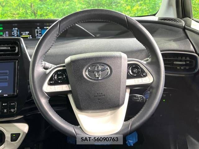 Toyota PRIUS 2018-01 217013-11