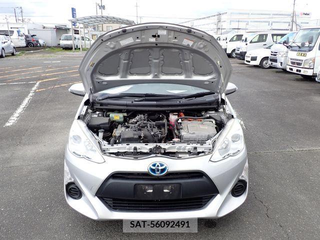 Toyota AQUA 2017-02 218560-18
