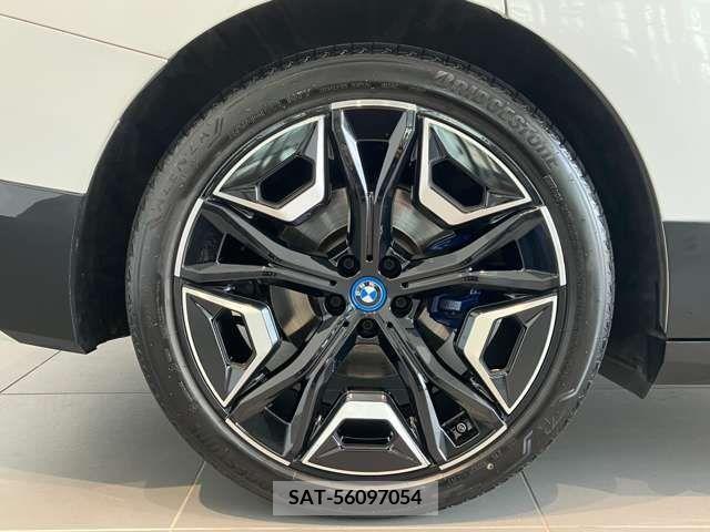 Bmw IX 2021-12 318970-7