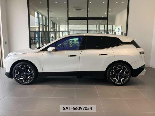 Bmw IX 2021-12 318970-3
