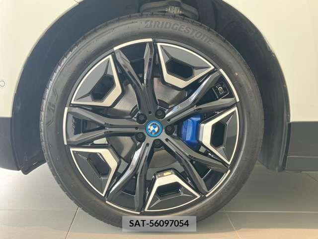 Bmw IX 2021-12 318970-9