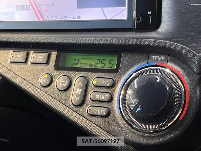 Toyota AQUA 2014-11 314194-5