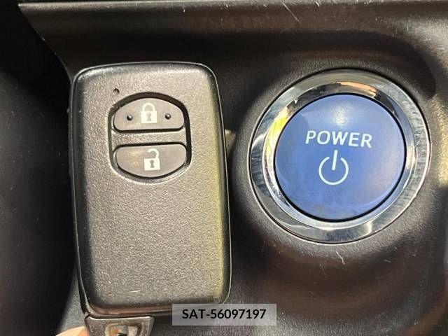 Toyota AQUA 2014-11 314194-4