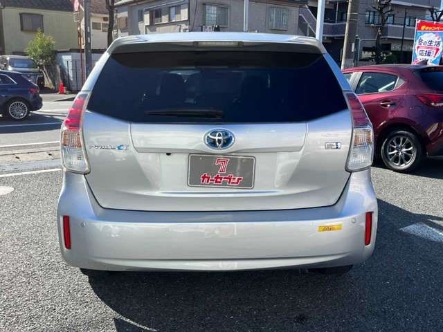 Toyota PRIUS ALPHA 2015-11 194418-5