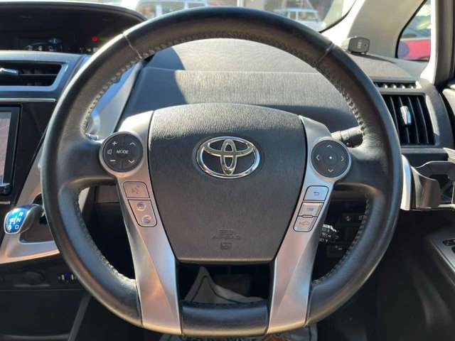 Toyota PRIUS ALPHA 2015-11 194418-15