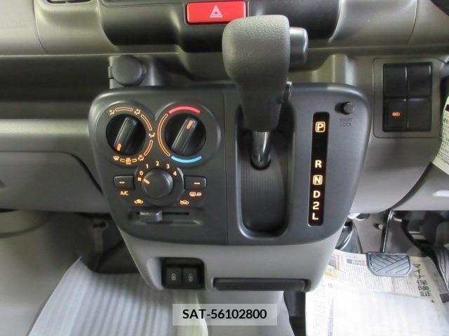 Suzuki EVERY 2024-03 385831-18