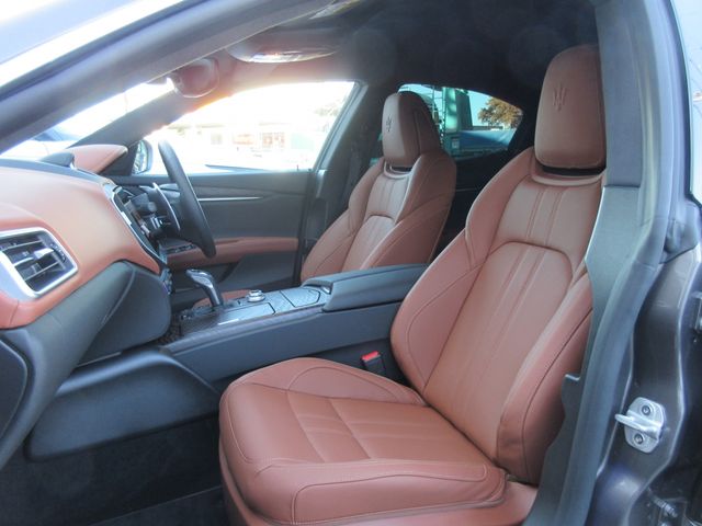 Maserati GHIBLI 2022-09 17409-12