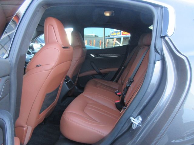 Maserati GHIBLI 2022-09 17409-14