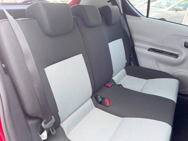 Toyota AQUA 2012-11 11976-8