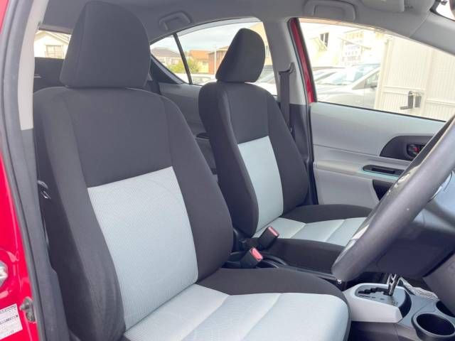 Toyota AQUA 2012-11 11976-7
