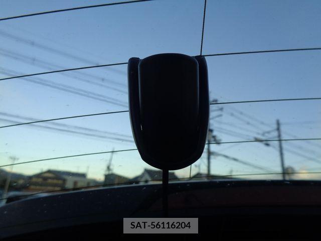 Mazda MX-30 2021-09 215432-22