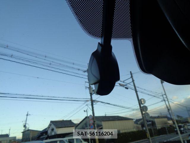 Mazda MX-30 2021-09 215432-15
