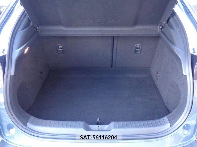 Mazda MX-30 2021-09 215432-6
