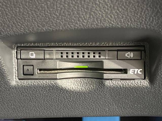 Toyota PRIUS 2016-08 181678-6