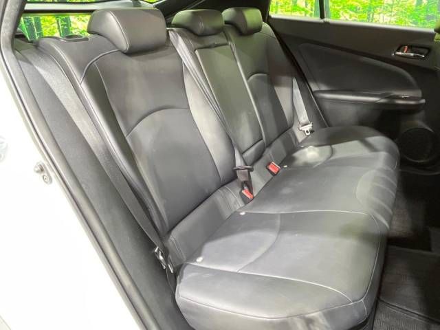 Toyota PRIUS 2016-08 181678-9