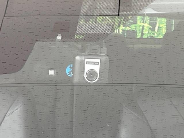 Toyota PRIUS 2016-08 181678-5
