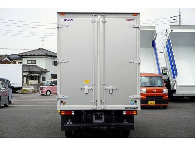 Mitsubishi CANTER 2023-01 19612-3