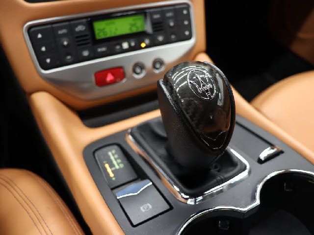 Maserati GRANTURISMO 2017-09 193084-10