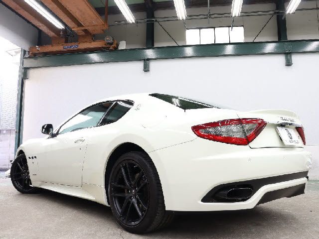 Maserati GRANTURISMO 2017-09 193084-2