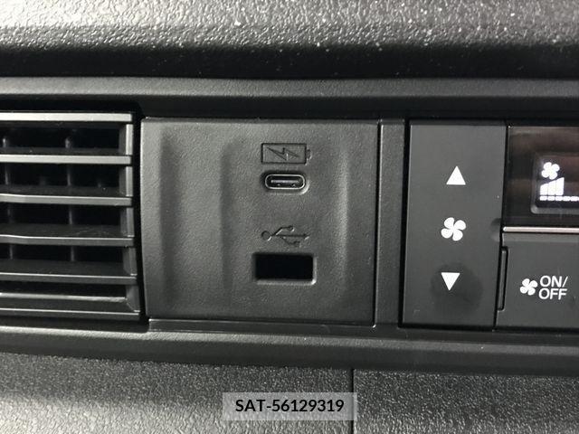 Honda N BOX CUSTOM 2024-02 229583-15
