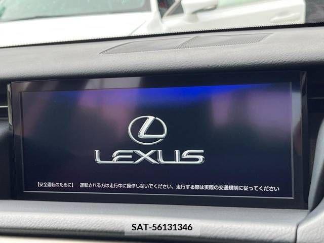 Lexus IS 2017-11 388189-2