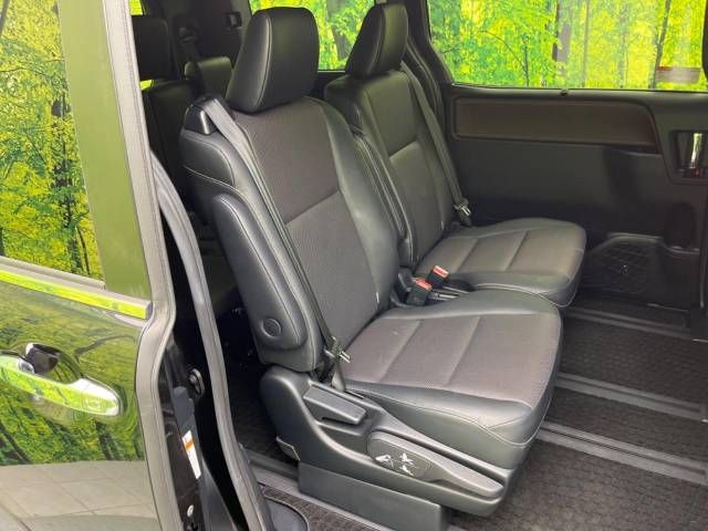 Toyota ESQUIRE 2018-04 188088-8